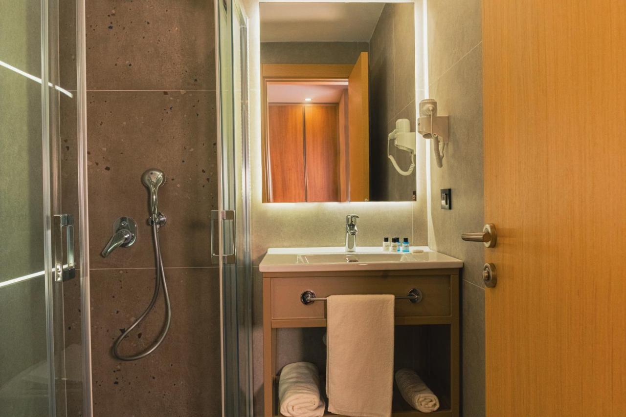 Perast City Hotel Анталия Екстериор снимка